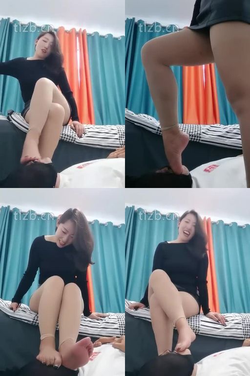 冷御女王-脚深喉踩狗脸脚喂口水上