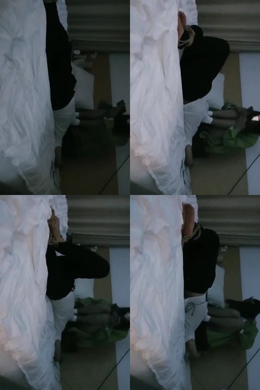 小妈咪-捆绑无意识白袜踩狗