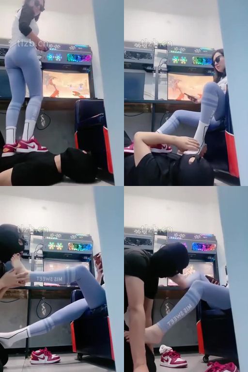 小妮S-网吧-电竞桌底甘愿做奴