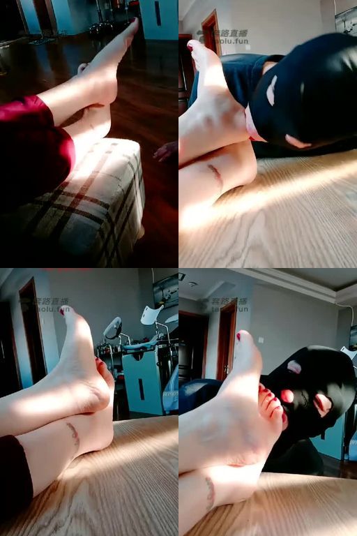 灵犀女ss-脚奴日常伺候3