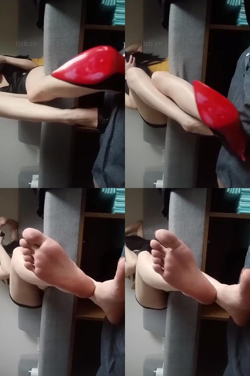 苏州KK-近距离_高跟美腿踩地毯