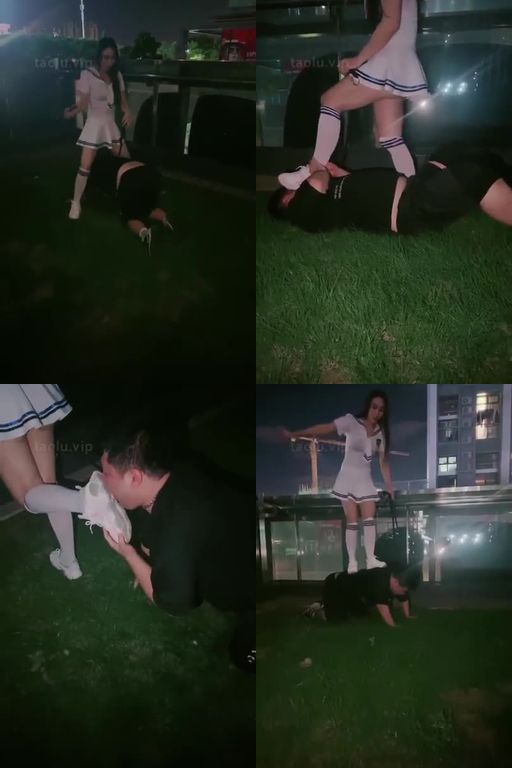 雪王-户外刺激29分钟户外172女神骑马人体沙发踩踏舔闻jio鞋