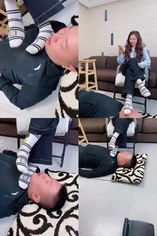 麋鹿银儿-新女王体验脚垫M