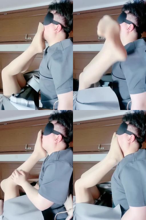 宁波夏爷-肉丝脚捂脸窒息