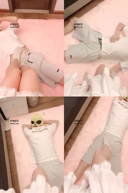 思思佳佳-洛丽塔白袜踩踏鞭打