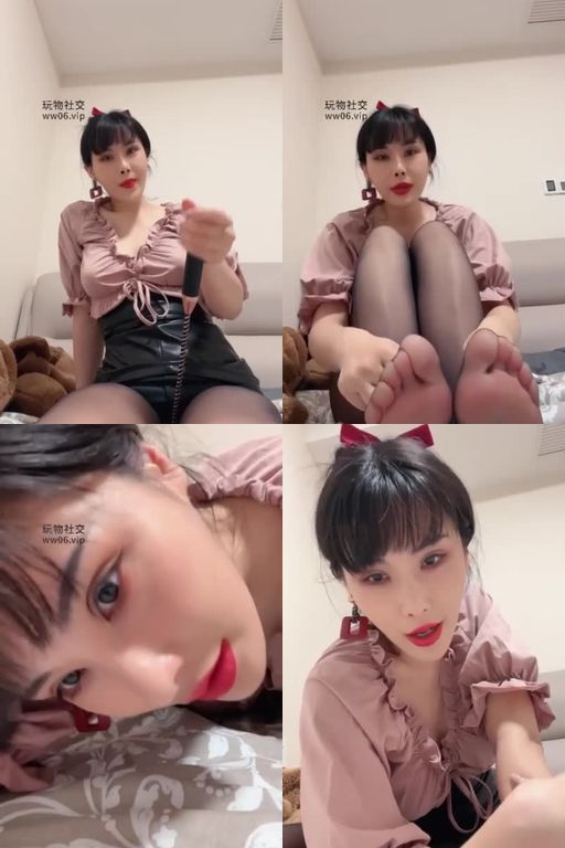 松紫S-第一视角-黑丝红绿灯