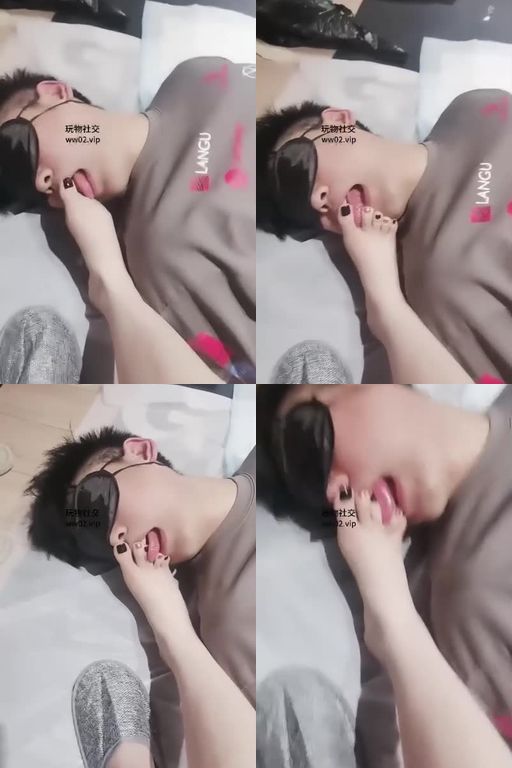 羽唯姐姐-沉浸式裸足恋足舔