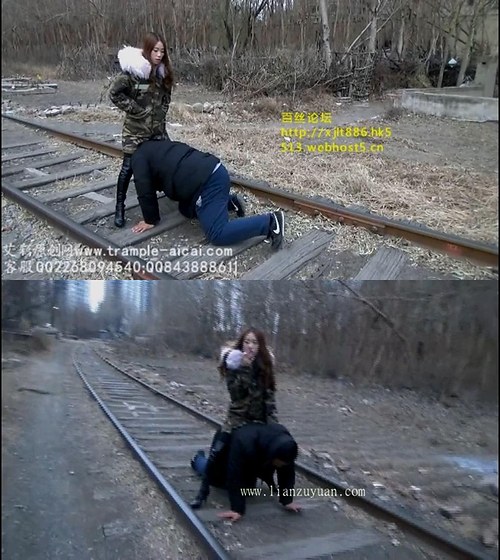 艾彩-原创傲柔女王户外调教小狗狗